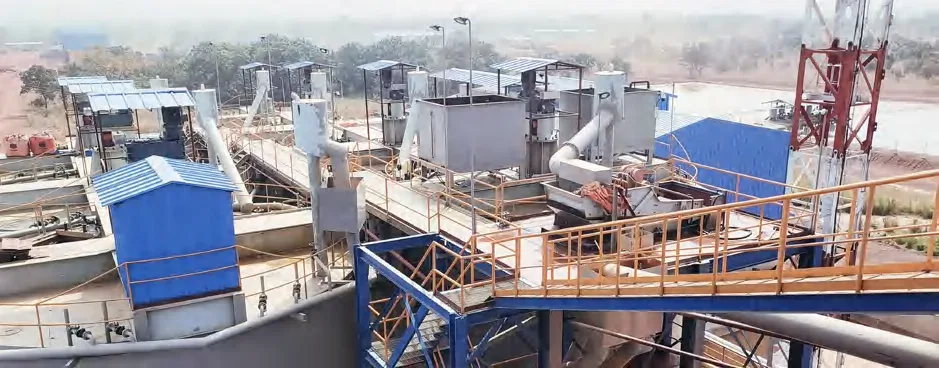 Processing plant seen from the pit rim